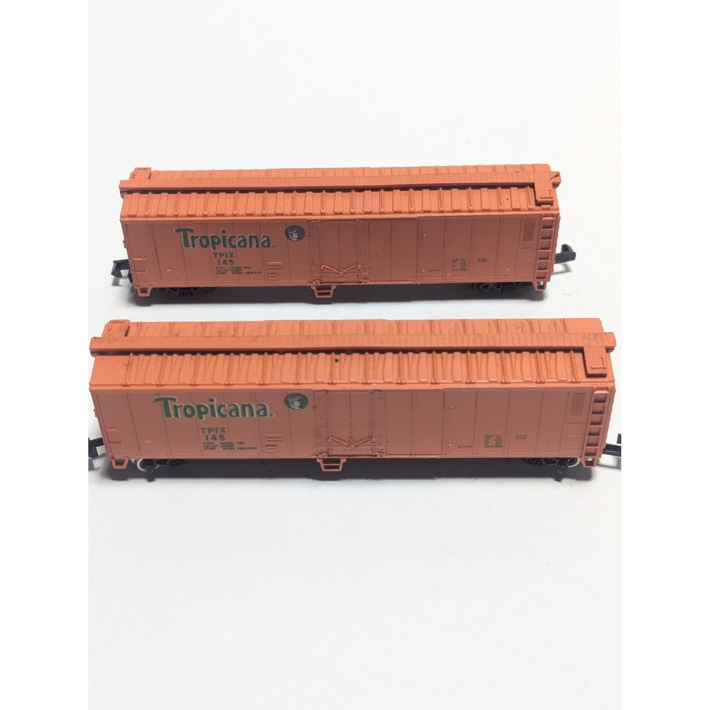 Atlas N Scale Tropicana TPIX 145 Refrigerator Boxcar Train Lot of 2 Orange